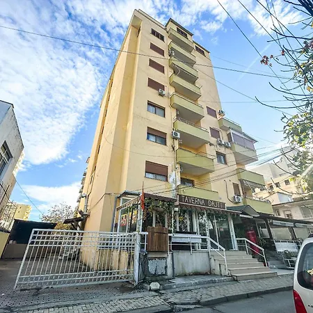 One Bedroom 1377 Apartament