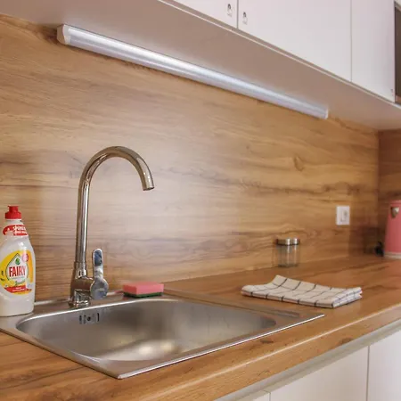 Apartment One Bedroom 1377