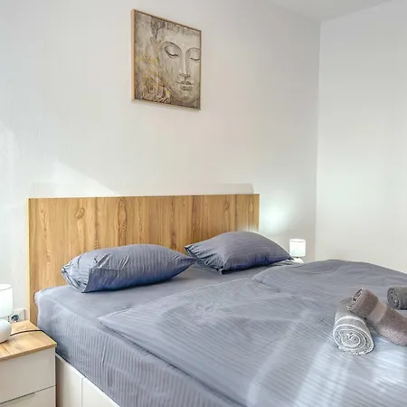 Apartment One Bedroom 1377 *